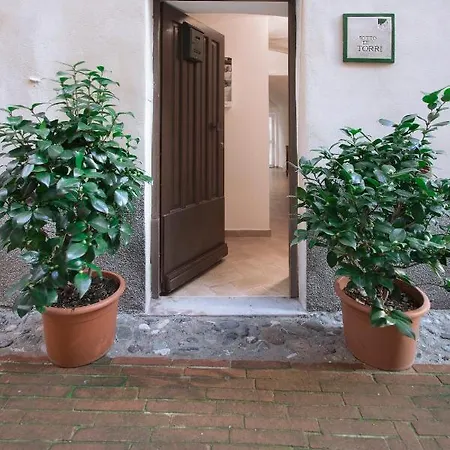 Sotto Le Torri Nocleg ze śniadaniem Albenga