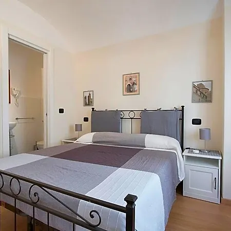 Sotto Le Torri Nocleg ze śniadaniem Albenga
